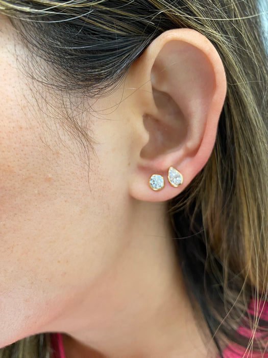 14K Gold 1 Carat Round Lab Diamond Bezel Stud Earrings