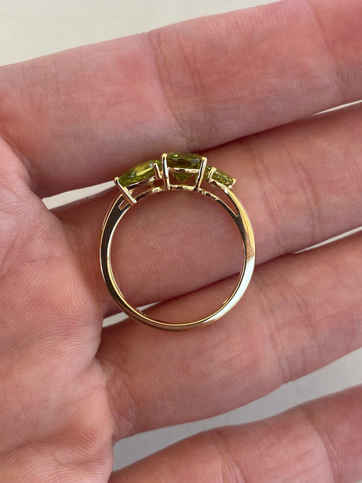 18K Gold Multi-Cut Peridot Ring