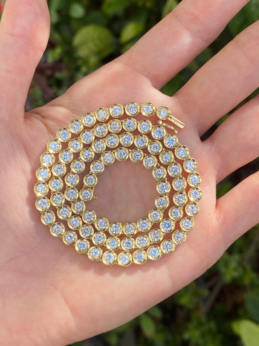 18k bezel set 10.06 tcw diamond tennis necklace