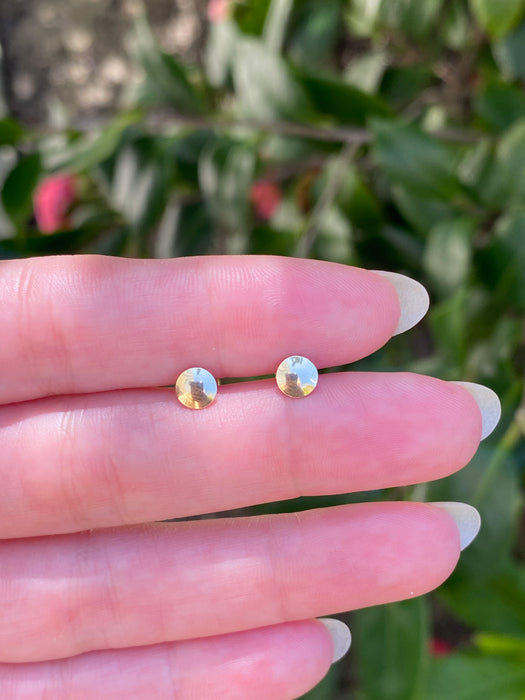 14k dot stud earrings