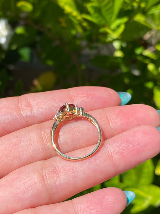 10k garnet diamond ring size 7