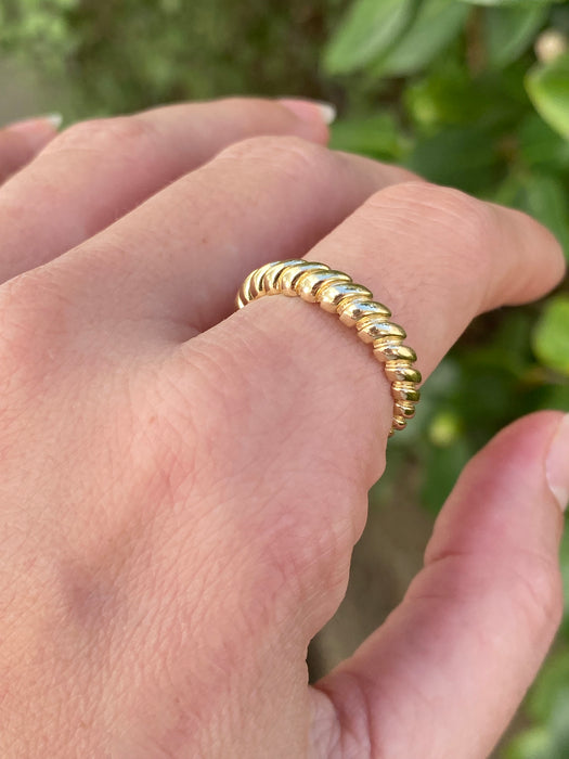 14k croissant ring size 8