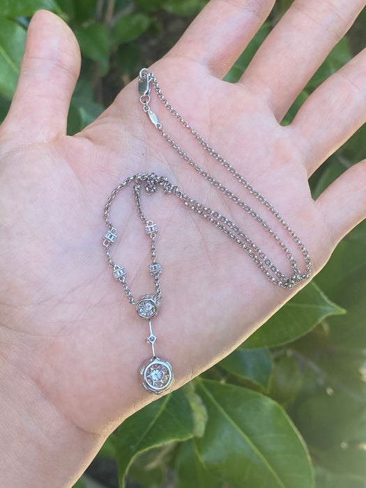 18k white gold 1.74 tcw diamond flower necklace 16”