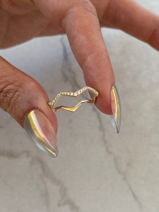 14K Natural Diamond Zig Zag Ring