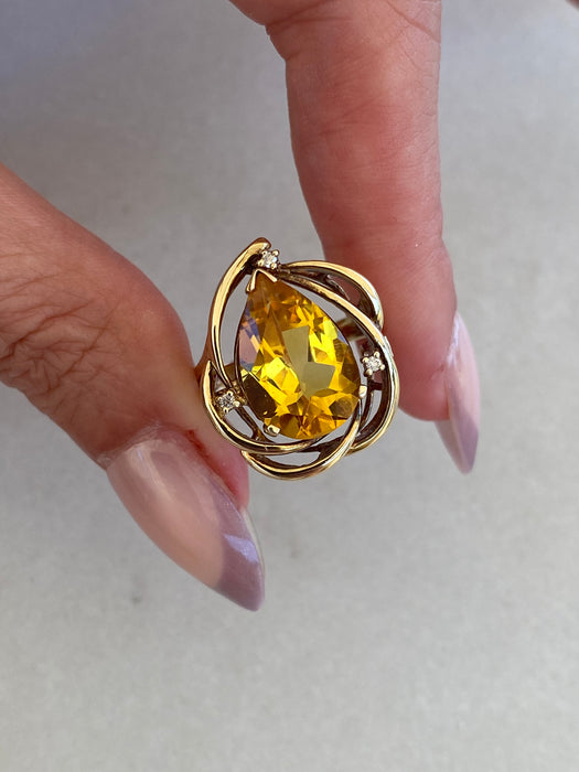 Vintage 14K Gold Pear Citrine & Diamond Ring