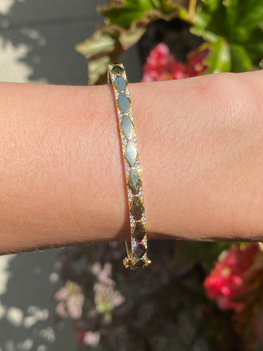 14k diamond shape diamond bangle bracelet