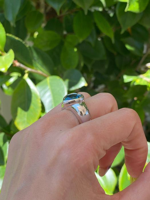 18k Piaget white gold blue topaz heart ring