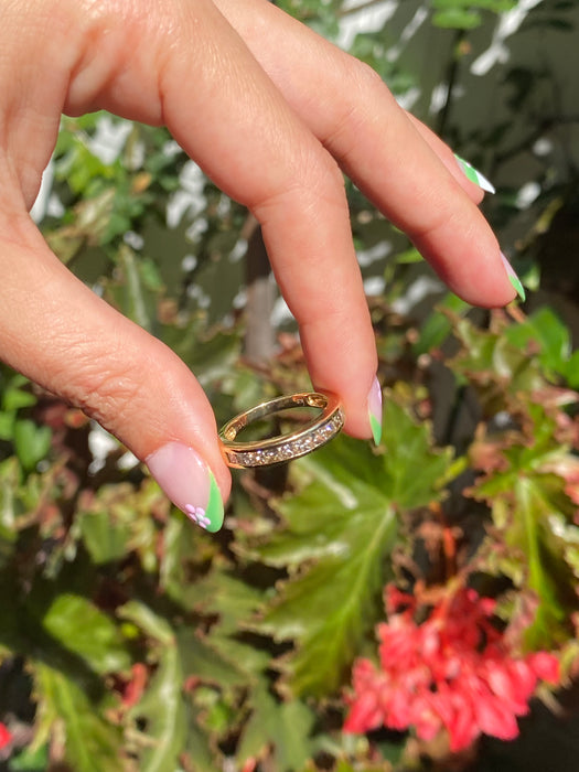18k channel set diamond ring size 6.75