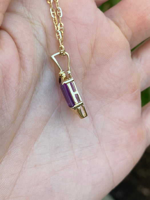 Vintage 14K Gold Specialty Cut Amethyst Pendant
