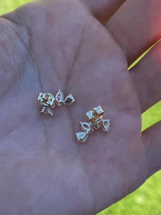 14k 1.3 carats lab pear diamond stud earrings