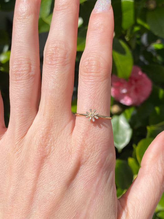 14k diamond flower ring size 6.5