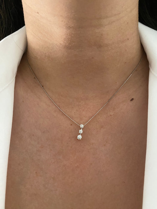 18k white gold diamond necklace