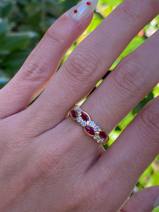 Vintage 18K Ruby and Diamond Swirl Ring – Marquise Rubies – 0.74 TCW Rubies – Size 6