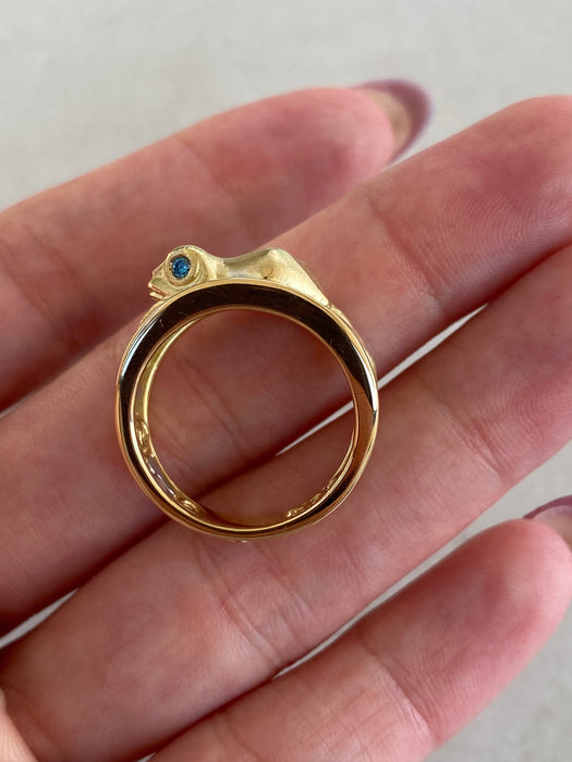 Vintage 18K Gold Frog Ring with Ruby & Blue Diamond Eyes
