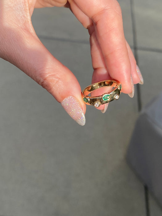 14k emerald and diamond bezel ring size 6.5