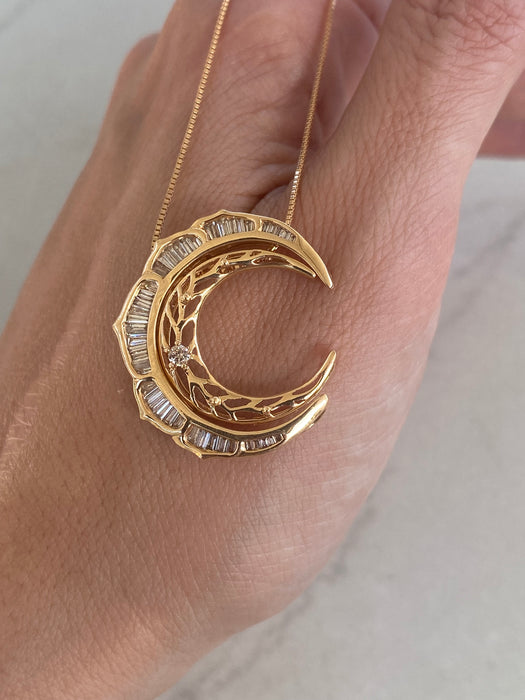 Vintage 18K Rose Gold Crescent Moon Necklace