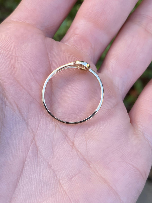 14k moon and fluted star ring