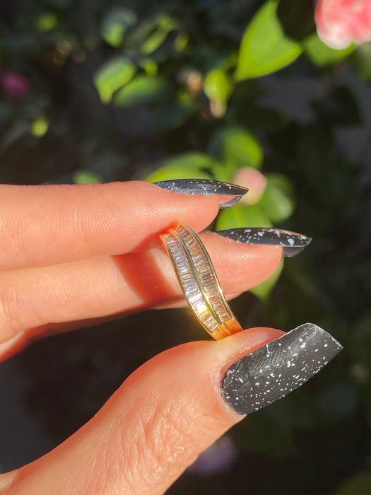 18k wavy diamond baguette ring size 6.75