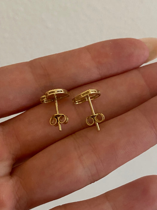 14K Gold Fluted Heart Stud Earrings