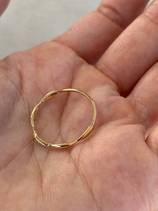 14K Gold Scalloped Diamond Ring