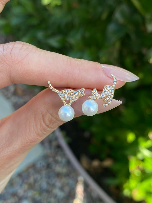 14k diamond cat pearl stud earrings