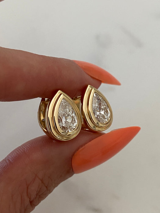 14K Gold 2.2 TCW Pear Lab Diamond Huggie Earrings
