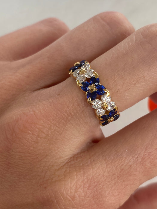 Vintage 18K Gold Blue Sapphire & Diamond Flower Ring | 2.21 TCW | Size 5