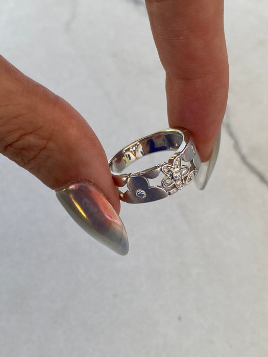 Vintage Platinum 900 Diamond Flower Ring – Size 6.25