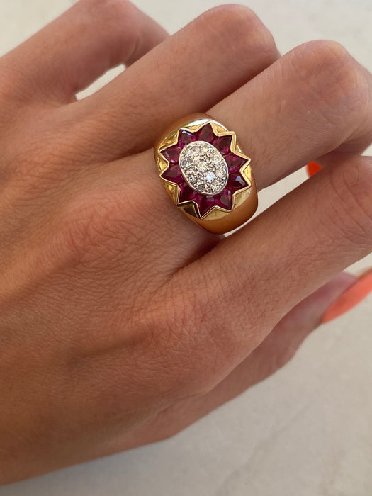 Vintage 18K / Platinum 900 Ruby & Diamond Sunburst Cigar Band Ring
