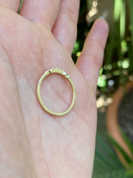 14k bezel diamond ring size 7