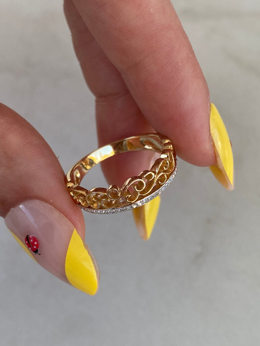 14K Gold Diamond Crown Ring Size 6
