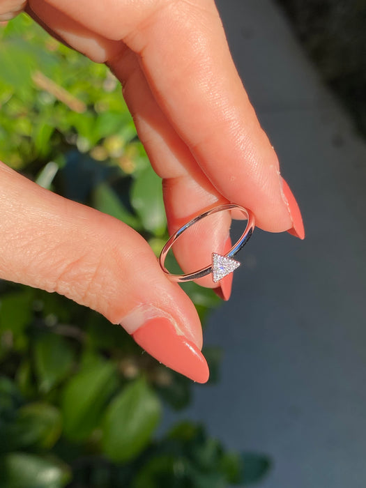 14k white gold diamond triangle ring size 6.5