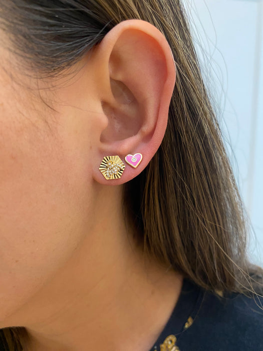 14k fluted diamond bee stud earrings