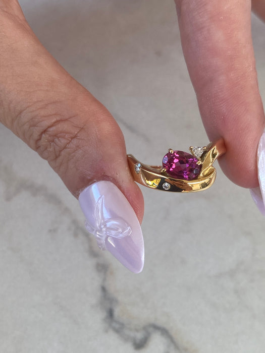 Vintage 18K Pink Tourmaline & Diamond Wavy Ring Size 6.5