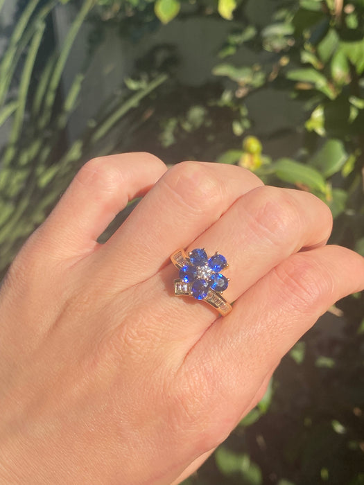 18k blue sapphire diamond flower ring size 6.75