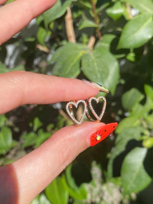 14k diamond heart huggie earrings