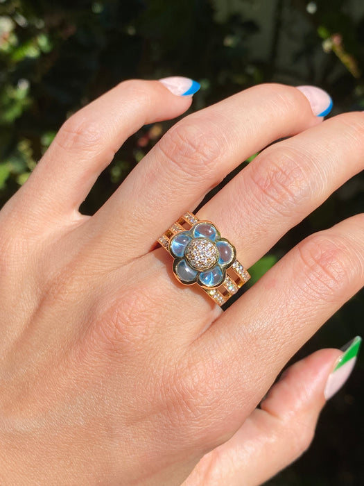 18k cabochon blue topaz diamond flower ring size 5.5