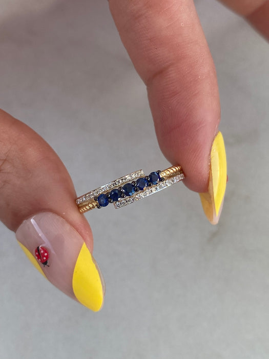 14K Gold Blue Sapphire & Diamond Croissant Ring Size 7