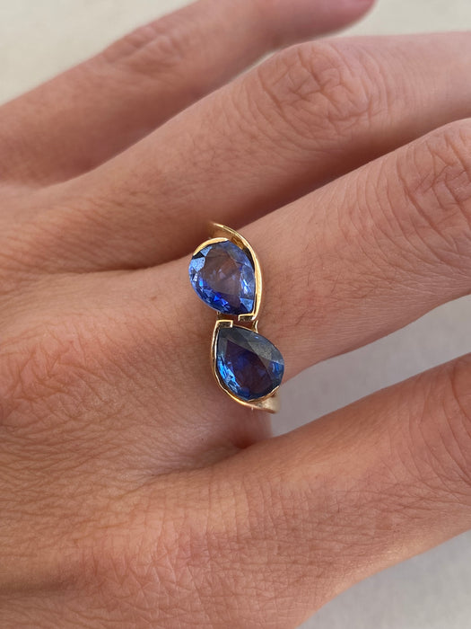 14K Gold Double Pear Blue Sapphire Ring – 2.86 TCW Size 8