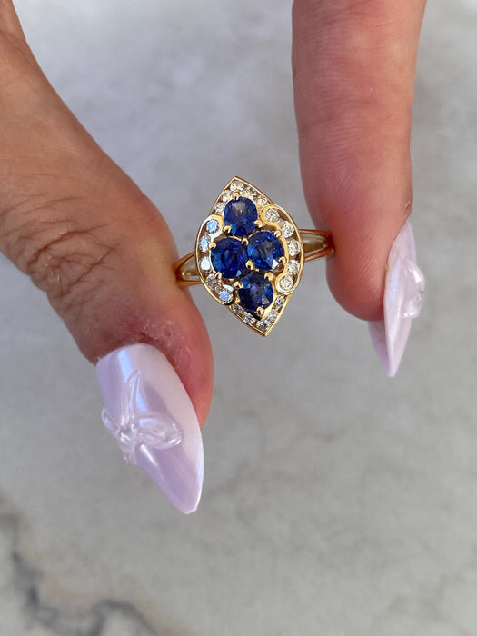18K Blue Sapphire & Diamond Ring
