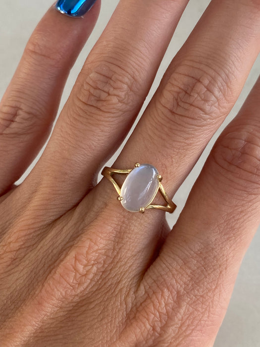 Vintage 14K Gold Oval Moonstone Ring | Size 7.25