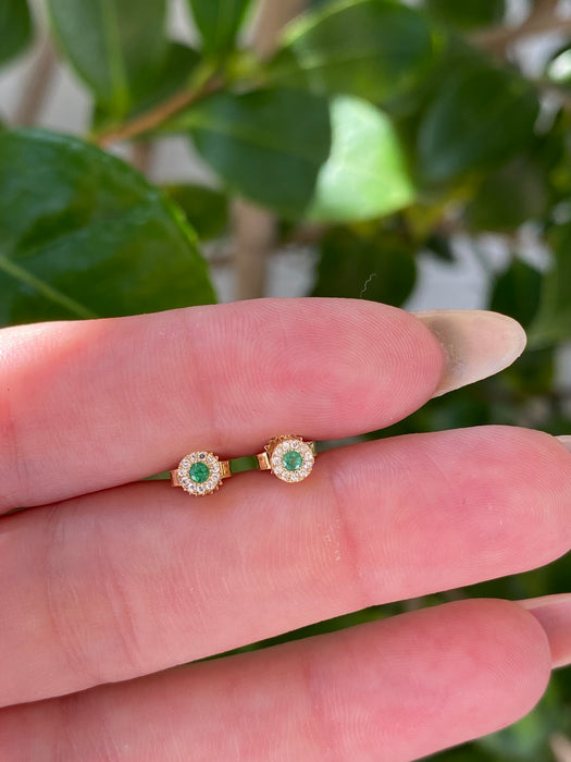 14k emerald diamond halo stud earrings