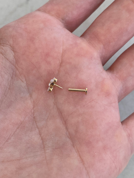 14K Lab Diamond Invisible Set Curve Stud Earring