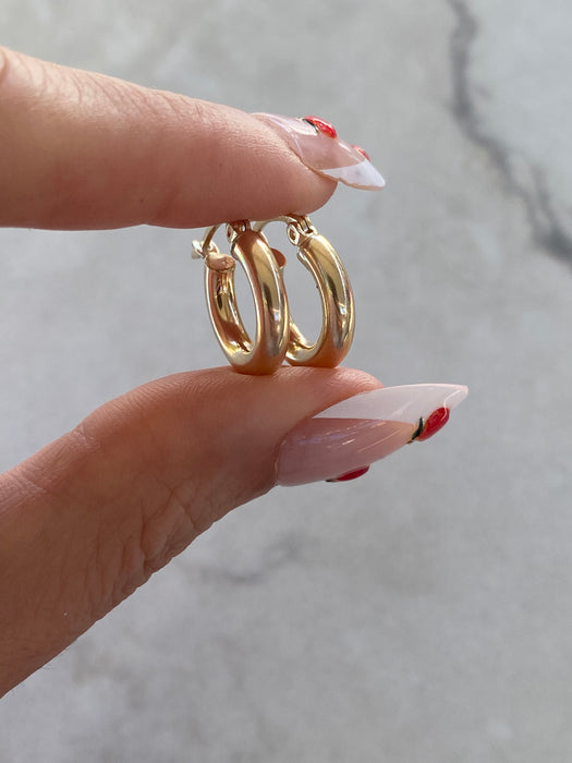 14K Gold Hoop Earrings - 0.6”