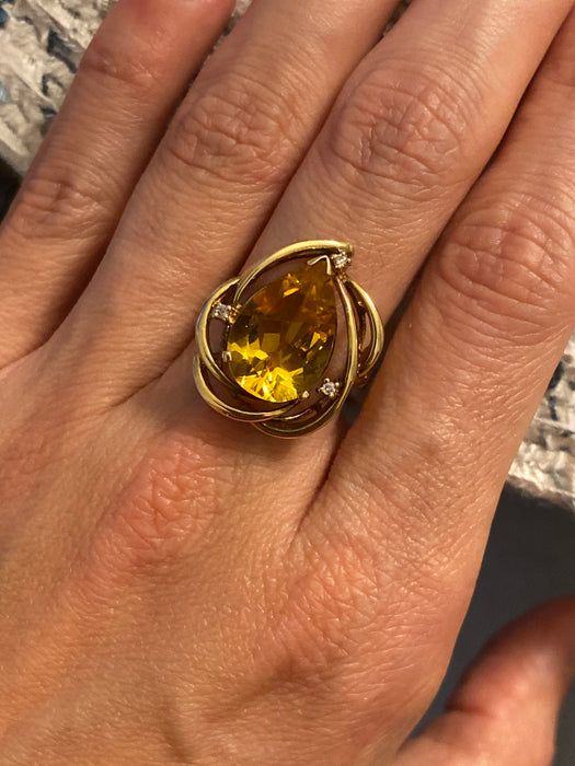 Vintage 14K Gold Pear Citrine & Diamond Ring