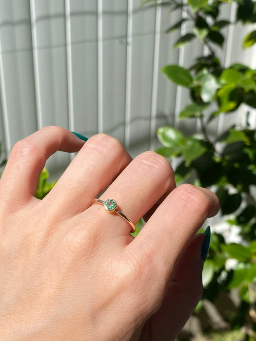 14k emerald ring size 8