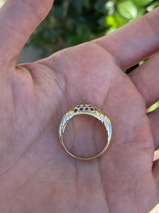 14k croissant blue sapphire ring size 6.75