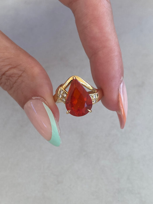 Vintage 18K Fire Opal & Diamond Ring