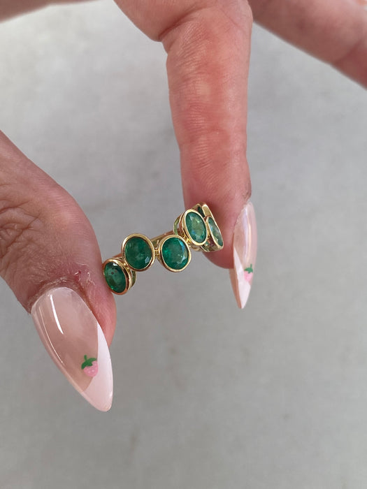 14k Gold 2.5 TCW Bezel Set Oval Natural Emerald Ring Size 6