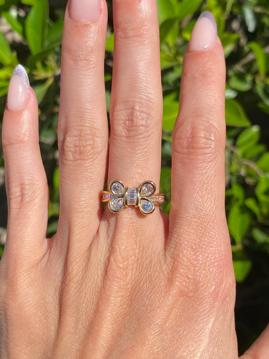 Vintage 18K Gold 1.38 CTW Natural Diamond Butterfly Bow Ring